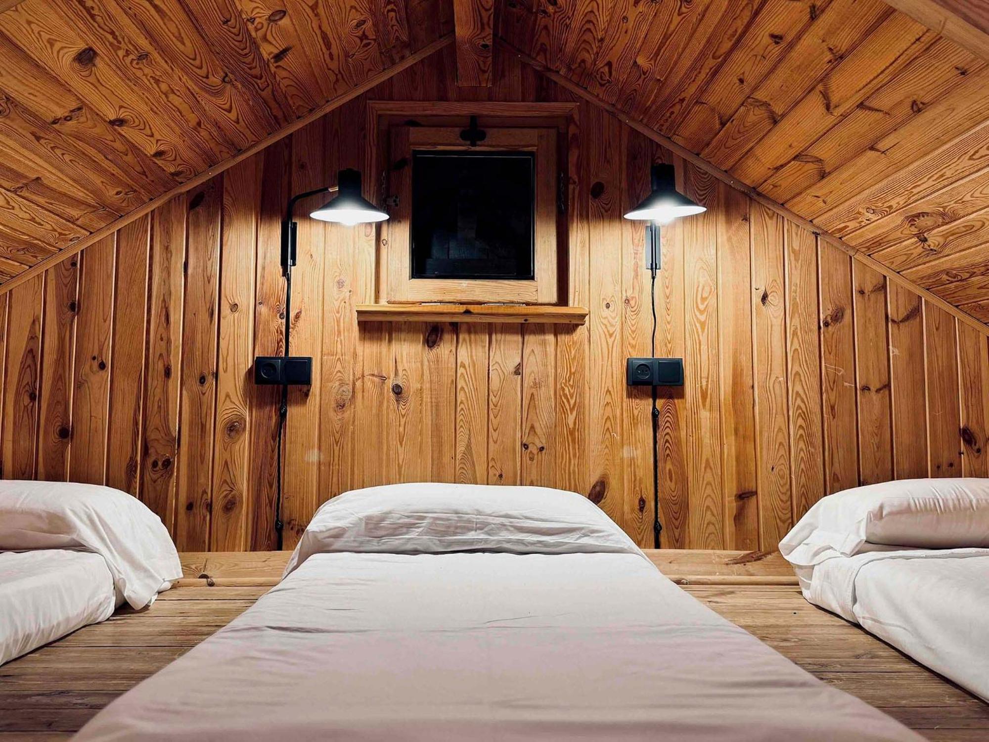 Hotel Basecamps Cerdanya Caixans Habitación foto